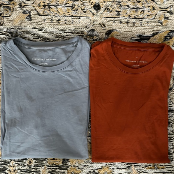 Men’s 2 x Everlane Uniform Tees- GUC- Sz M - Picture 1 of 3